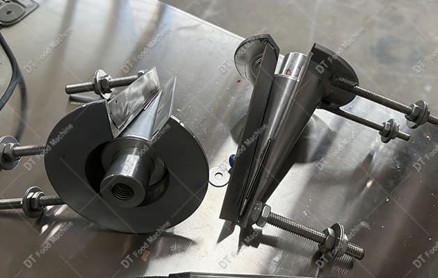 sugar cone rolling part